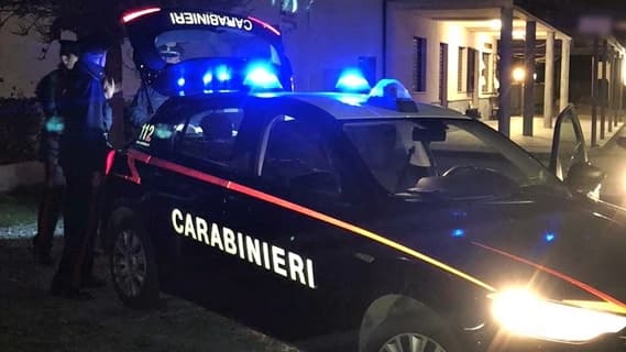 Madre minacciata dalla figlia prostituta e dal genero, arrestato ad Alessandria