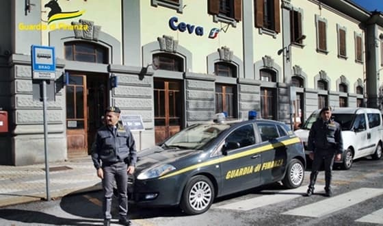 Ceva e Mondovì scoperti 21 lavoratori in nero, altri irregolari, sanzioni pesantissime