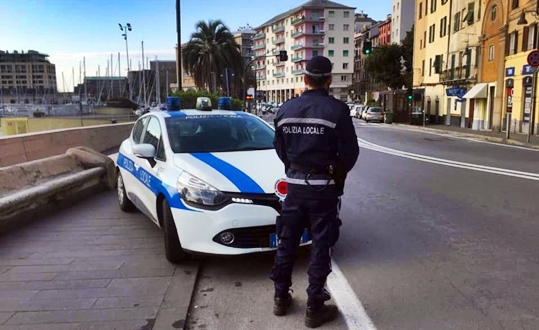 Antiquariato in piazza a Savona, variazioni della viabilità