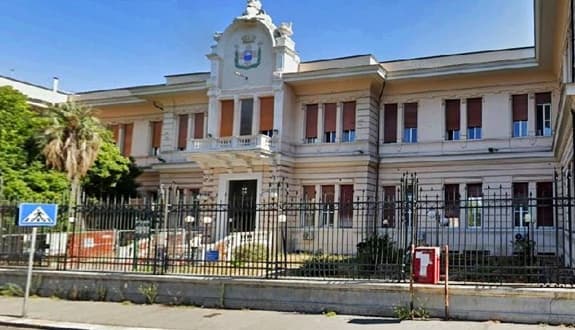 Testata a infermiere di Villa Scassi, arrestato 64enne a Genova