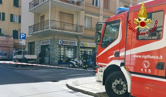 Fuga di gas a Genova intervento dei Vigili del fuoco