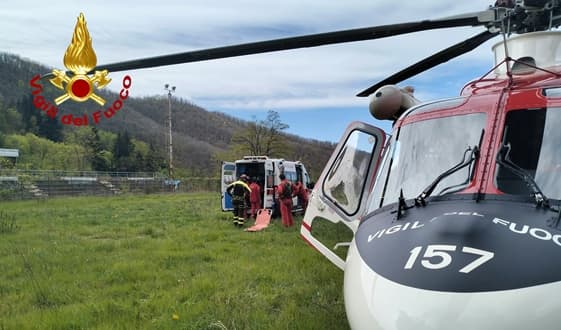 Elisoccorso Drago a Davagna per malore 65enne, in codice giallo al San Martino di Genova