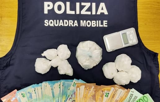 Macelleria islamica nascondeva cocaina tra la carne, 3 arresti a Sestri Ponente