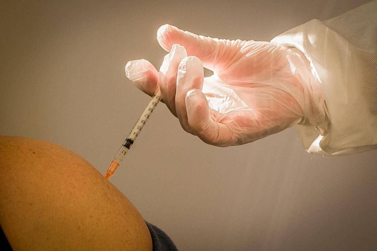 Vaccini, HappyAgeing: per anziani documento su sistema equo, efficiente sostenibile