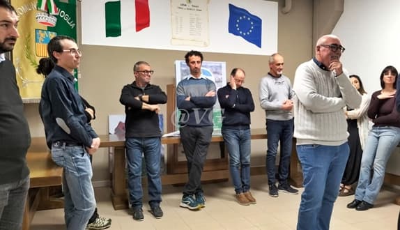 Primo incontro della lista Viviamo Mioglia, tra i presenti il sindaco di Savona