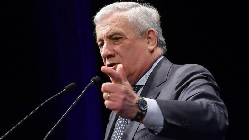 Ius scholae, Tajani: “Proposta in sintonia con programma centrodestra, anche Fdi era d’accordo”