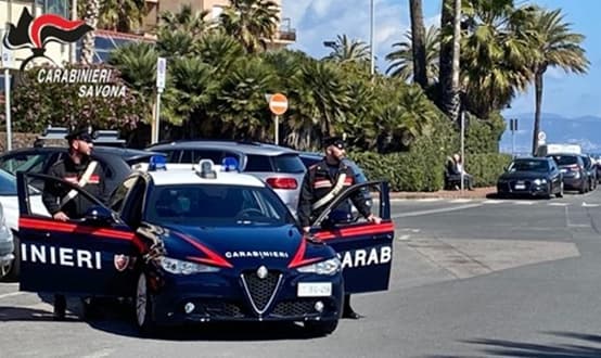 Quattro furti in un Residence del Ponente savonese, 24enne arrestato