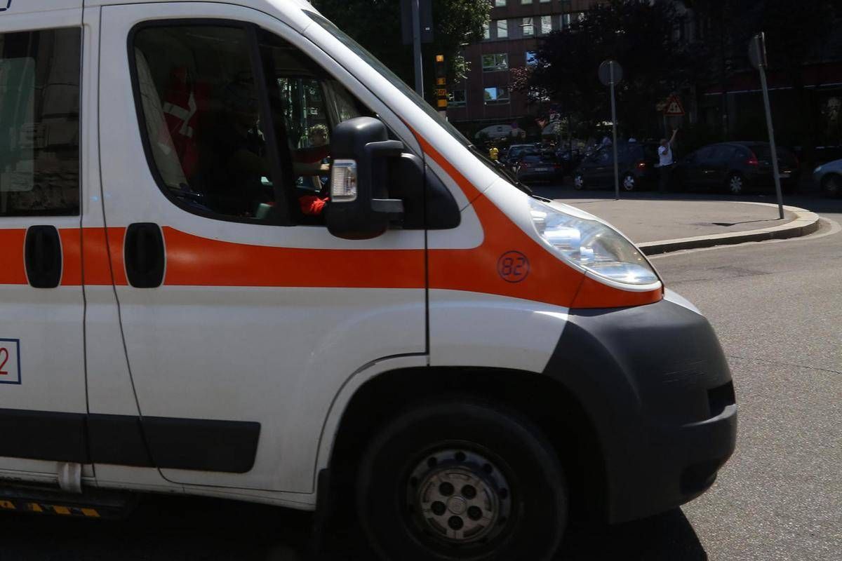 Tenta di dare fuoco all’ex moglie con alcool e accendino: arrestato a Bari