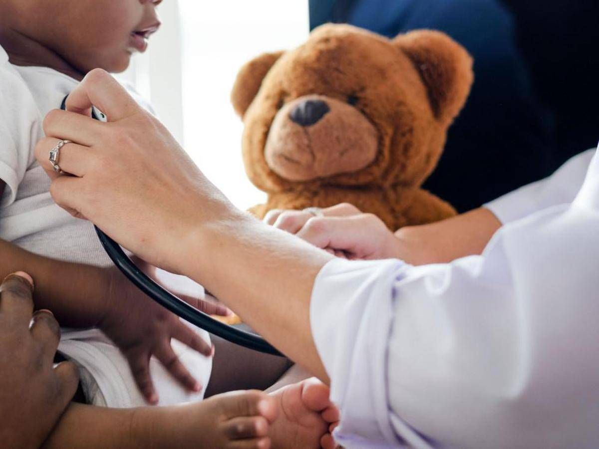 “In Italia mancano 500 pediatri”, il report della Fondazione Gimbe