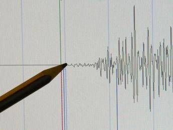 Terremoto in Cile, scossa magnitudo 7.5: allerta tsunami
