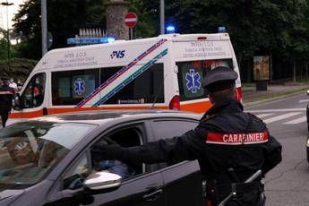 Pedone travolto e ucciso nell’Aretino, alla guida 19enne: ha perso controllo auto