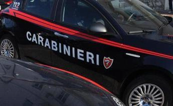 Pistoia, arrestati professore per violenza sessuale e preside che lo ha coperto