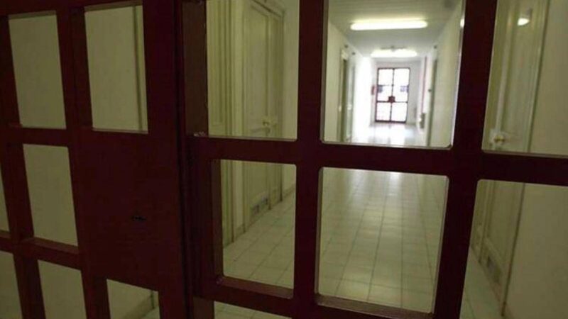 Rissa nel carcere di Sanremo, quattro detenuti ricoverati