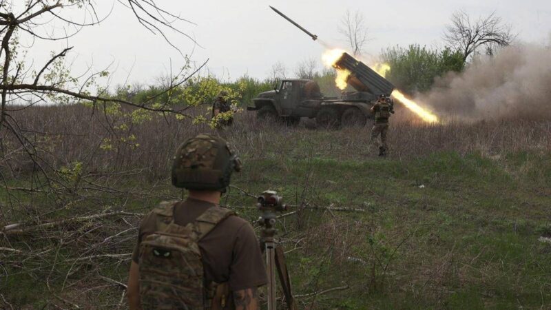 Ucraina, soldati per caso dal Camerun: “In Russia per lavoro, mi sono ritrovato in guerra”