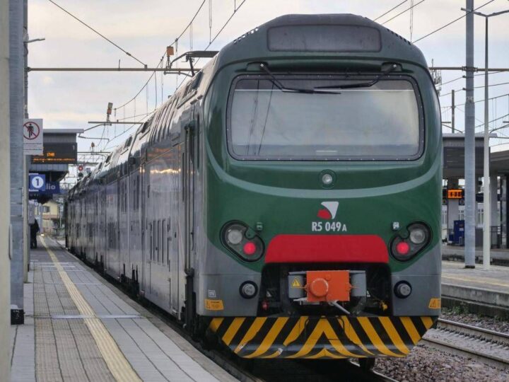 Ferrovie, disagi su Salerno-Reggio Calabria: ritardi e treni soppressi