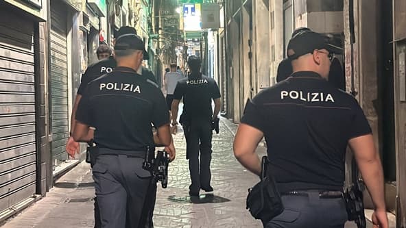 Genova servizio anticrimine nel cuore dei vicoli e interventi serali delle Volanti