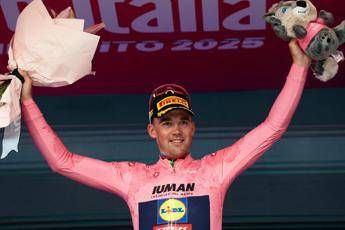 Giro d’Italia, la classifica generale dopo le prime tre tappe. Comanda Pedersen