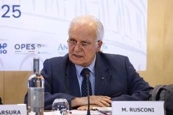 Rusconi: “La scuola diventi luogo di emotività dei giovani”