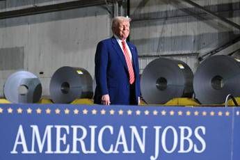 Trump raddoppia i dazi: “Dal 4 giugno al 50% su acciaio e alluminio”