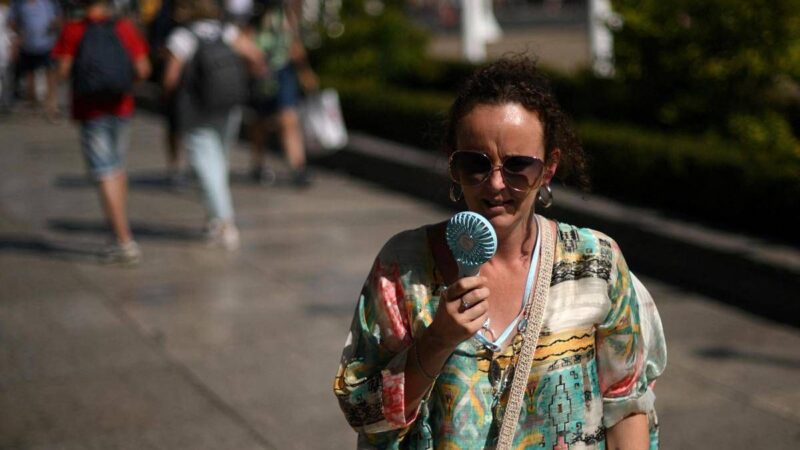 Allerta colpi di calore e insolazione, sintomi e cosa fare