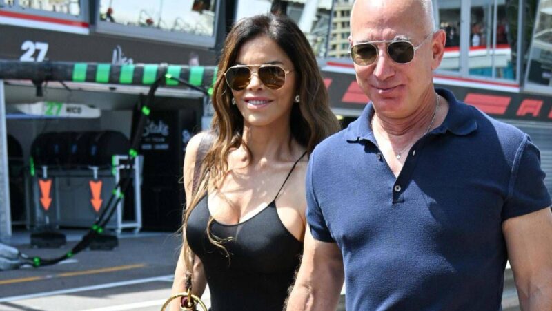 Bezos e Sanchez contribuiscono a salvaguardare Venezia: donano 3 milioni alla città