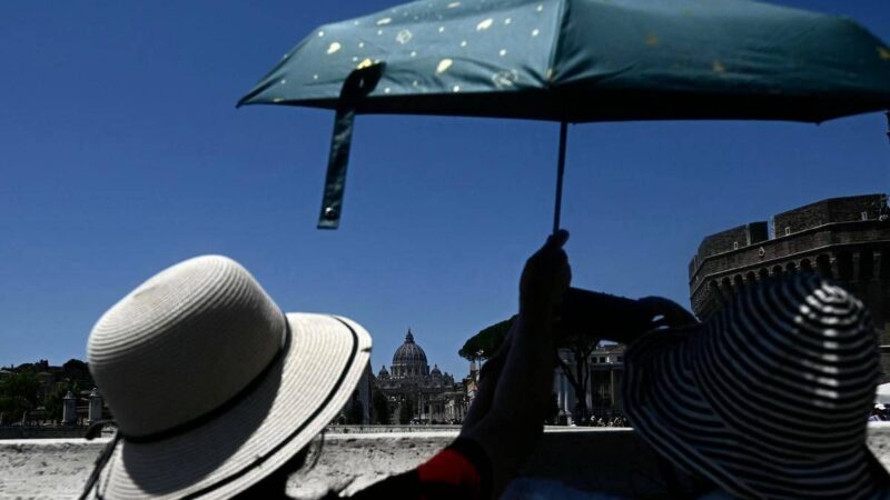 Caldo record, l’anticiclone infiamma l’Italia: ma sono in arrivo forti temporali