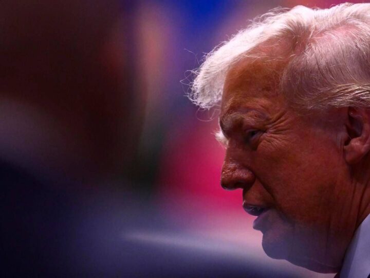 Dazi, Trump contro Canada e Ue: “Sono cattivi ma io ho le carte migliori”