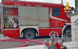 Genova brucia un sottotetto in via Mogadiscio 016