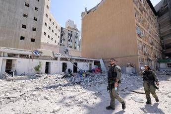 Iran, missile su Beer Sheva. Israele colpisce centro di ricerca nucleare