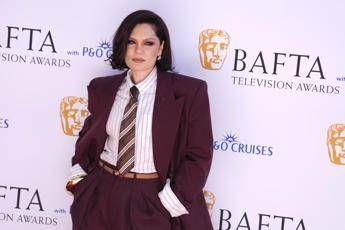 Jessie J: “Ho un cancro al seno, mi opero e sparisco per un po'”