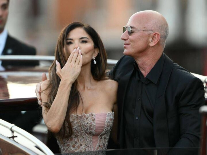 Nozze Bezos, “abbiamo condiviso un sogno”: i neosposi salutano Venezia