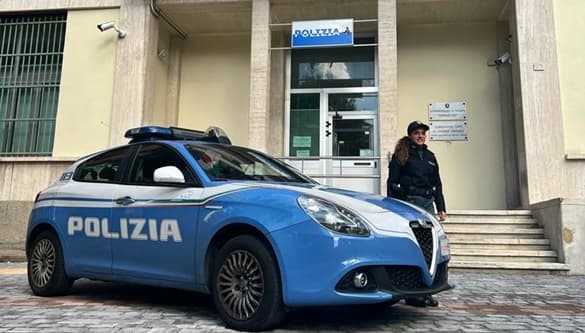 Genova furto nella notte in un ristorante di via del Molo