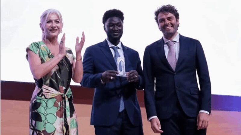 Raizes vince il ‘Premio per l’identità mediterranea’