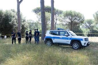 Roma, ‘Chi l’ha visto’ pubblica foto donna Villa Pamphili e dell’uomo fermato