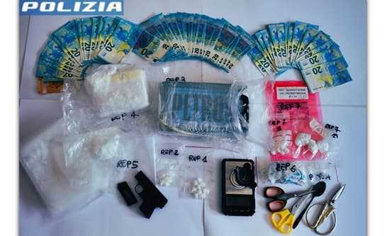 Savona smantellata rete di spaccio, sequestrati 1.7 kg di cocaina