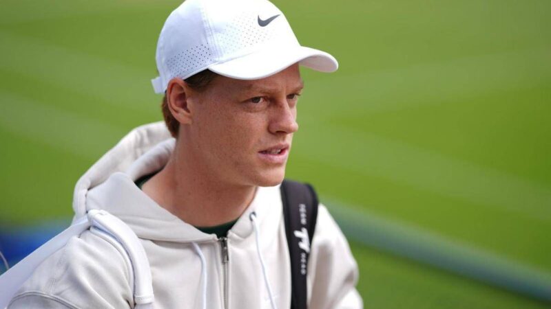 Sinner, domani esordio a Wimbledon 2025: orario e come vederlo in tv