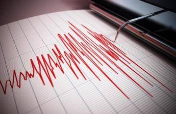 Terremoto Campi Flegrei, scossa 3.2 e sciame sismico in corso