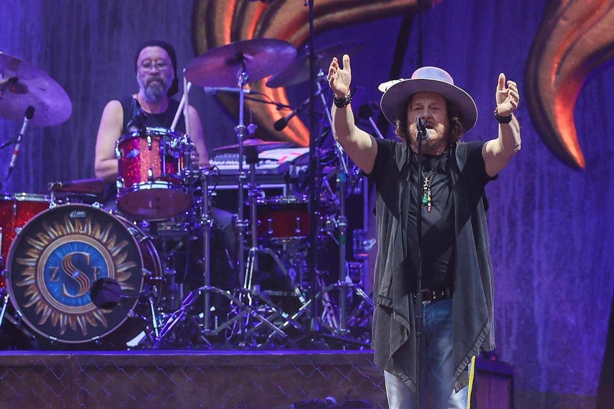 Zucchero contro Bezos: “Perché viene a rompere i cogl…?”