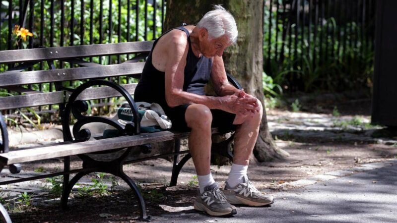 Caldo fa invecchiare male e mina lo spirito di squadra: cosa dice la scienza