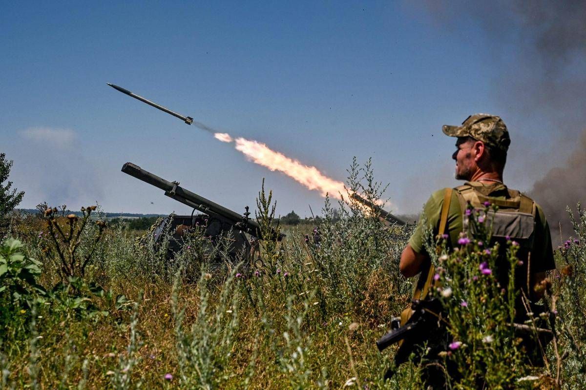 Ucraina, dopo stop Usa a missili per Kiev Cremlino plaude: “Fine del conflitto più vicina”