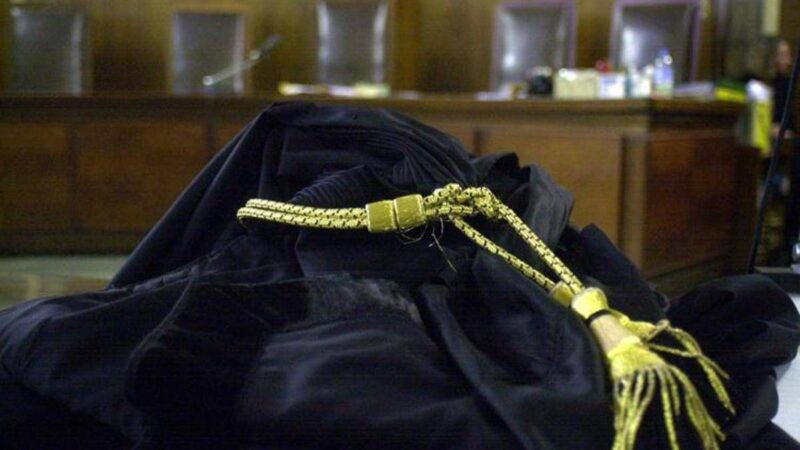Investe e uccide un poliziotto, positivo a alcol e cocaina: condannato a 10 anni