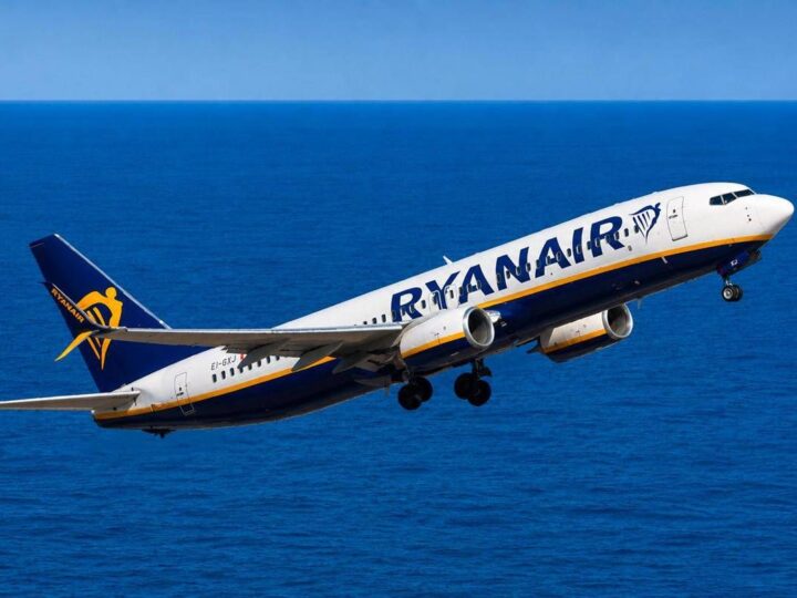 “Allarme possibile dirottamento”, volo Ryanair parte e torna indietro: cos’è successo