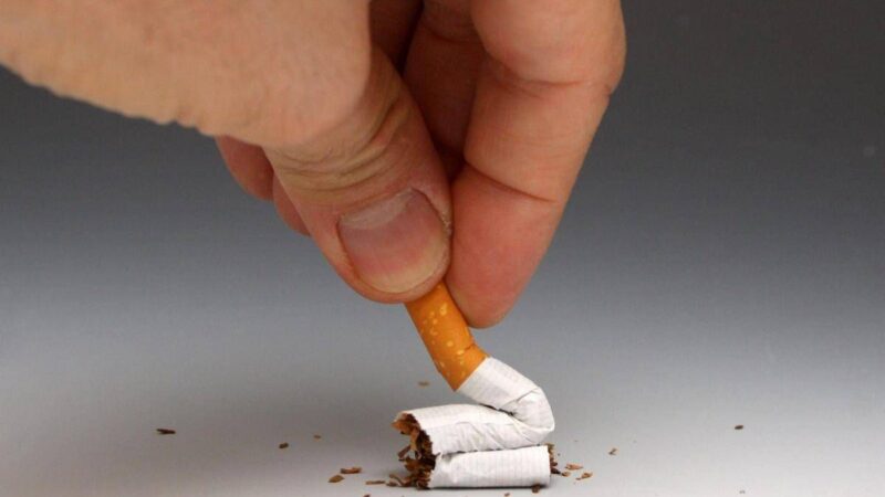 Allerta dell’Oms: “Il fumo? Può ridurre chance di concepire un bimbo”