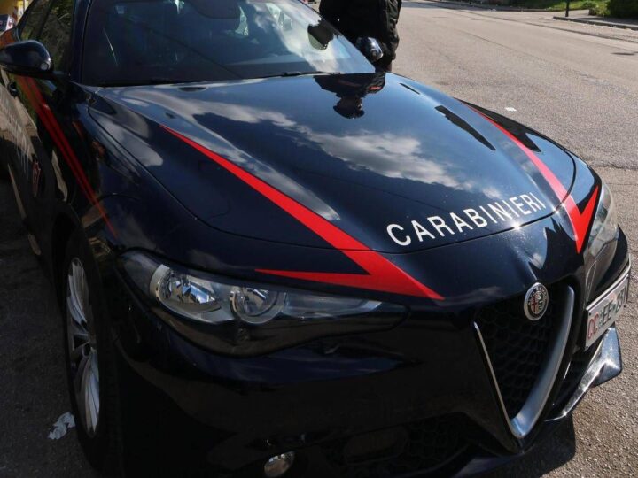 Arezzo, assalto al caveau di un’azienda orafa: arrestati otto banditi