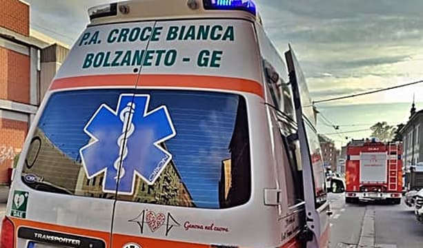 Bimbo di 5 anni cade da 15 metri d’altezza e muore a Genova