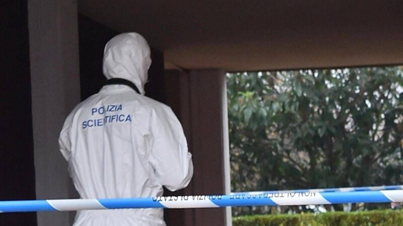 Bitonto, cadavere di un uomo abbandonato sulla rampa d’accesso del pronto soccorso