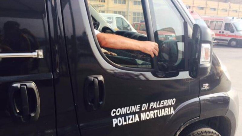 Nascosto nell’auto di una donna per entrare in Italia, 25enne tunisino muore sul traghetto verso Palermo