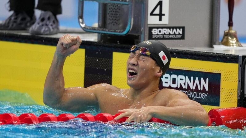 Nuoto, primato mondiale nei 200 rana del giapponese Shin Ohashi