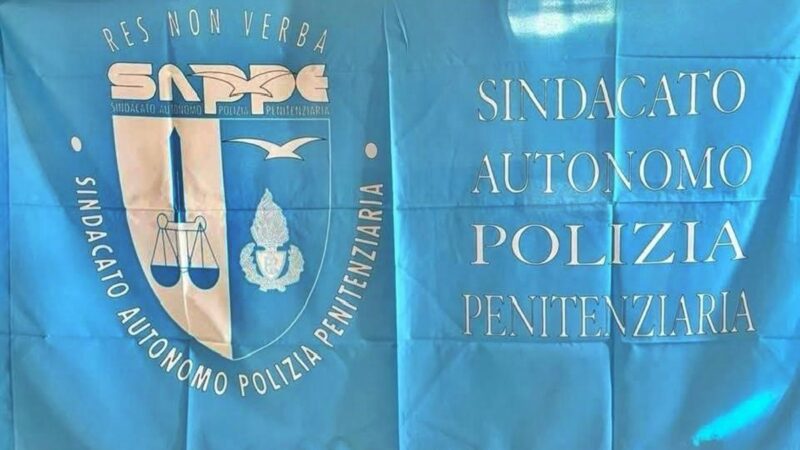 Agente Polizia Penitenziaria blocca rapinatore 20enne a Molassana