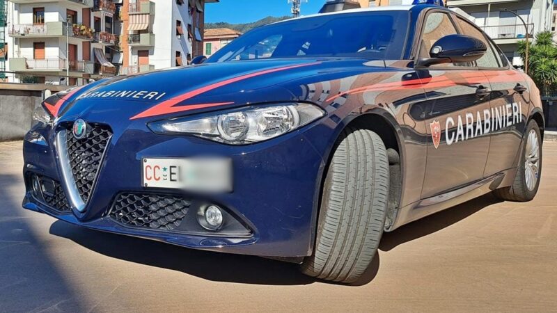 Arenzano: finto finanziere tenta truffa a 90enne, 18enne arrestato